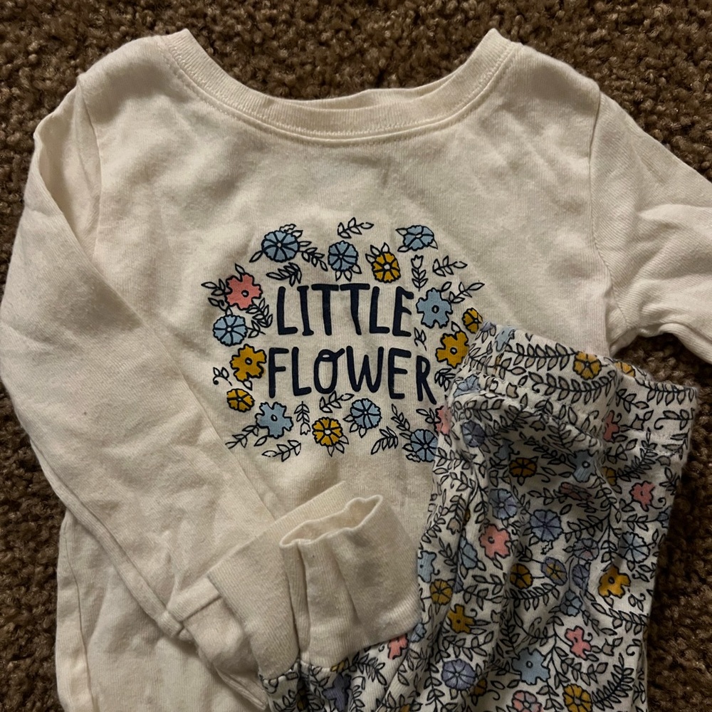 Old navy pajamas